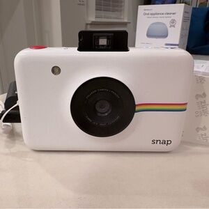 Polaroid Snap Digital Camera - White with Rainbow Accent